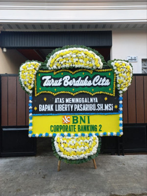 Papan Bunga Duka di Bontang Lestari