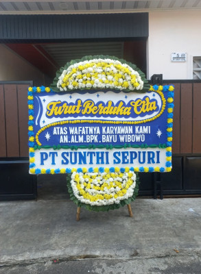Papan Bunga Duka di Bontang Lestari