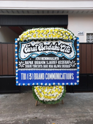 Papan Bunga Duka di Bontang Lestari